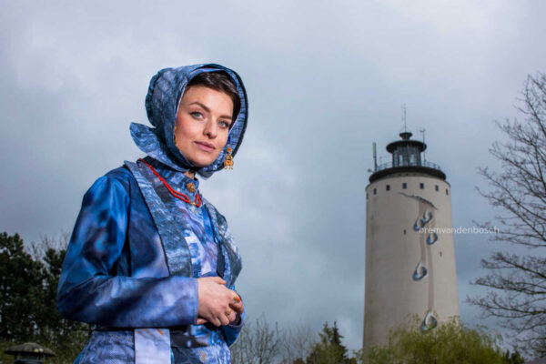 KDM00066 Serene schoonheid in blauw en wit - Afbeelding 1