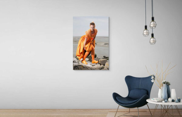 Levendigheid in oranje aan het strand - Afbeelding 2